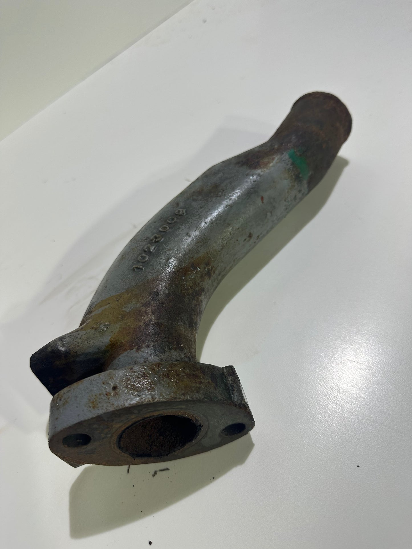 MD11C Exhaust Elbow 833583