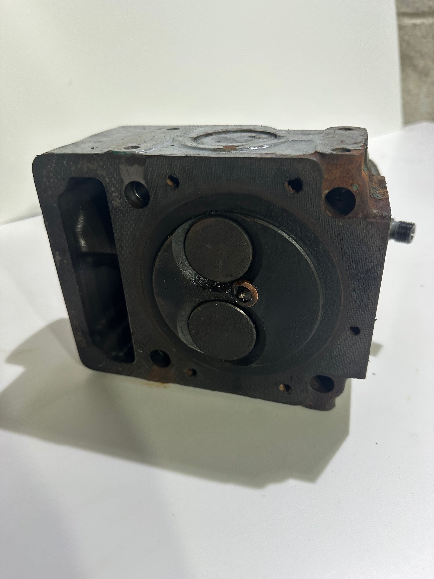 MD11C Cylinder Head with Injectors