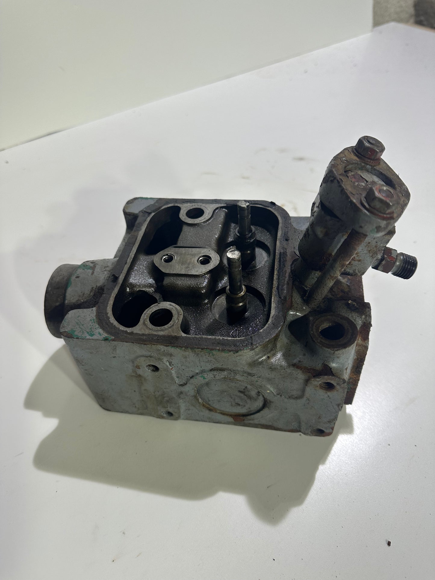 MD11C Cylinder Head with Injectors